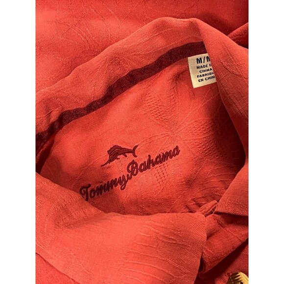 Tommy Bahama Aloha Shirt Hawaiian Medium Silk Short Sleeve Embossed Tropical EUC - Picture 5 of 6